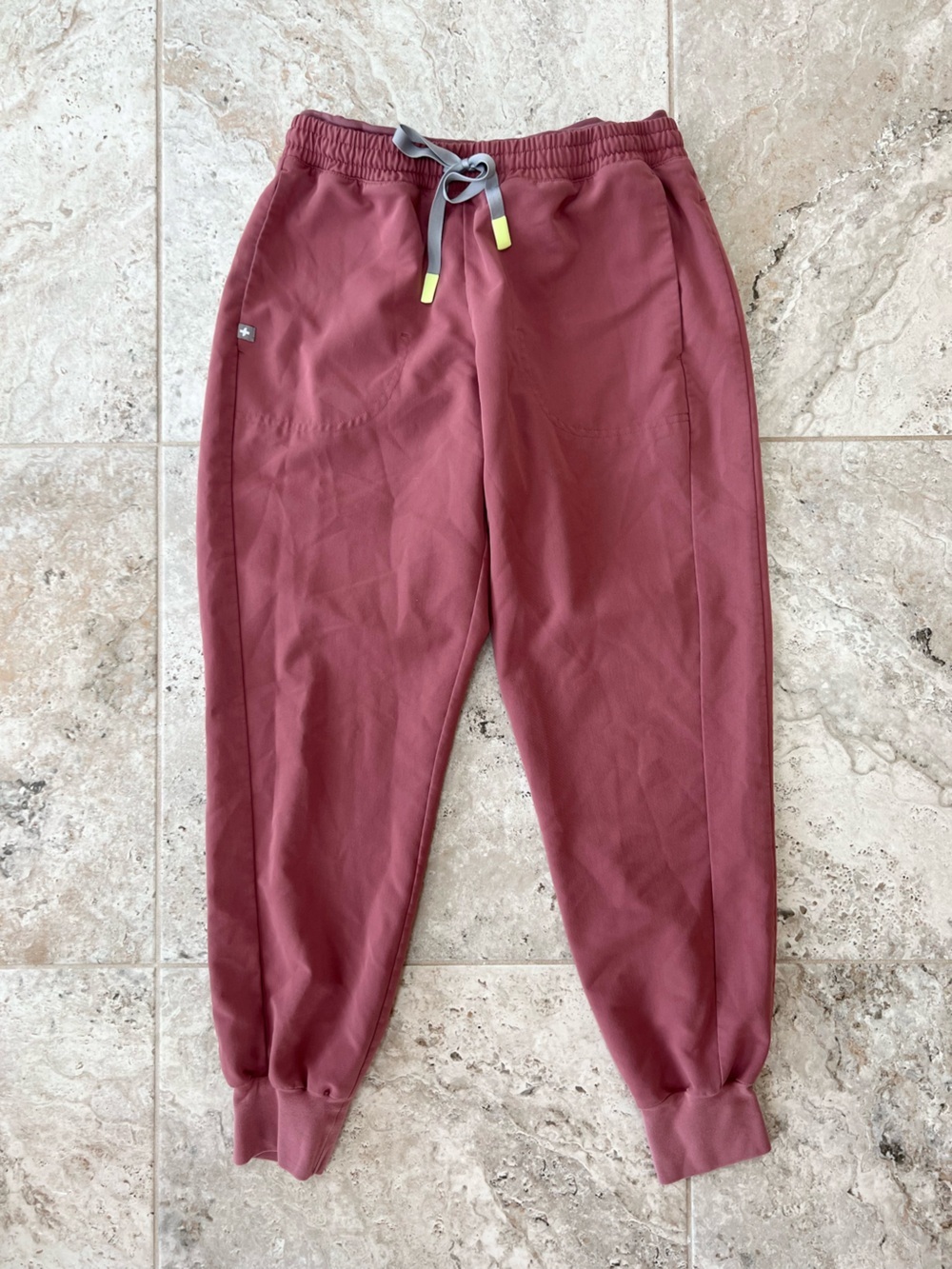 FIGS Women's Mari Mid-Rise Skinny Jogger Scrub Pants Mauve (PO# 2627), size M/P